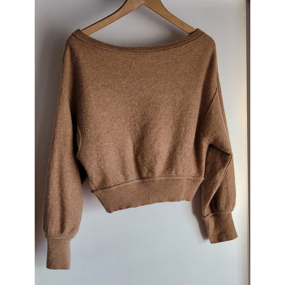 Free People Women's Cropped Sweater XS Pullover Tan Cashmere Luxury Old Money - Picture 2 of 5